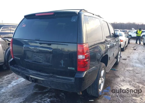 2012 Chevrolet Tahoe Ls из США, поврежденный, VIN 1GNSKAE04CR305882